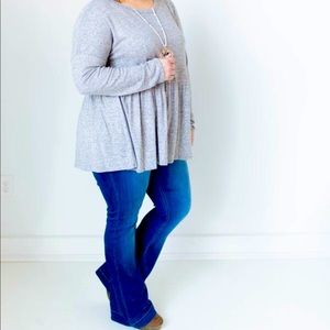 Super cozy soft gray top Sz 1X brand new